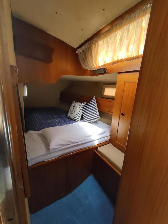 Dormire In Barca A Vela Maratea Eksteriør bilde