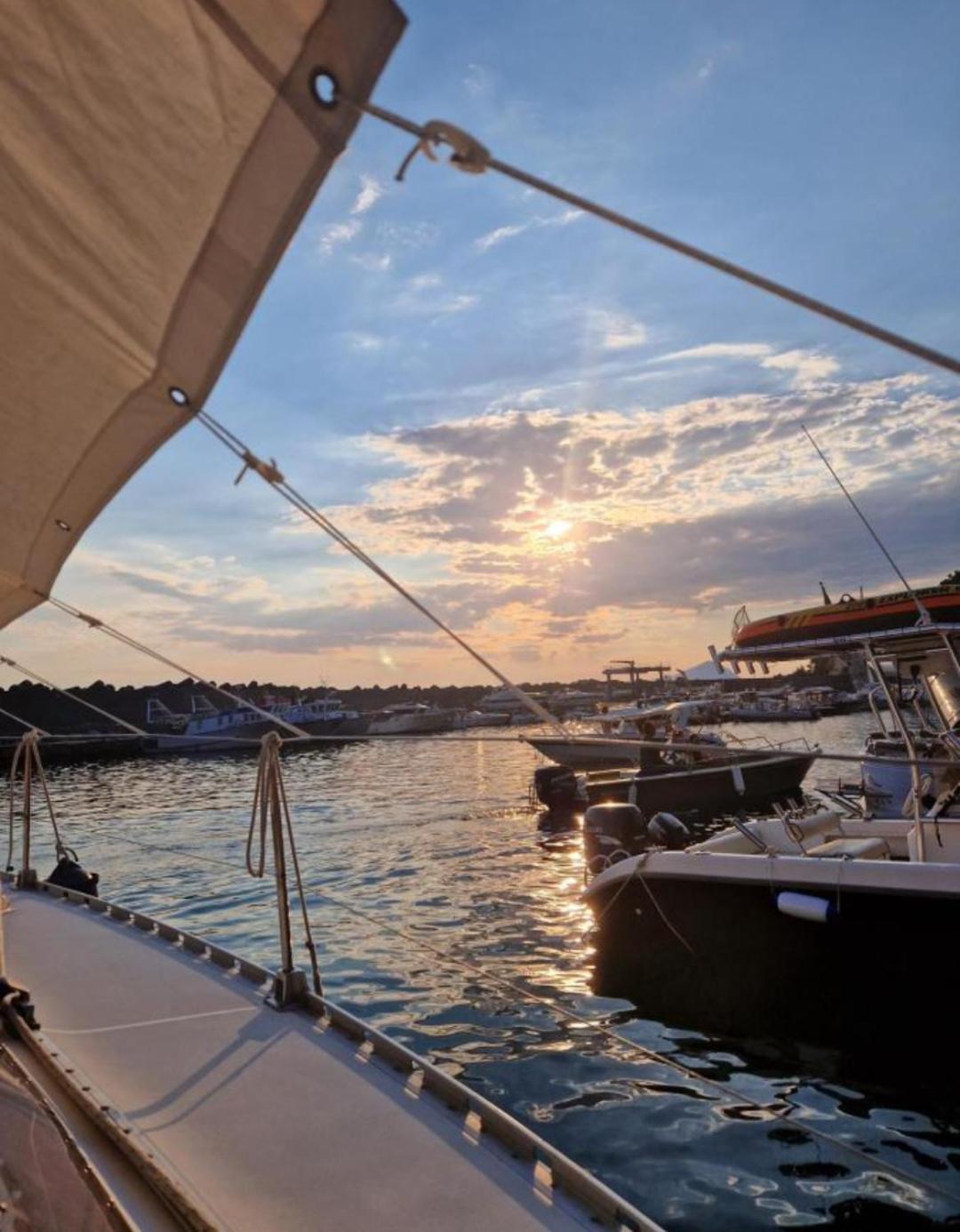 Dormire In Barca A Vela Maratea Eksteriør bilde